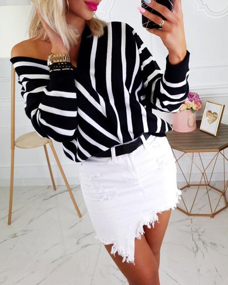 V Neck Long Sleeve Striped Casual Sweater